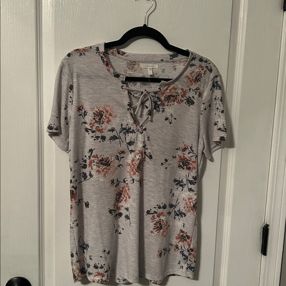 Floral Lace-Up Gray Top